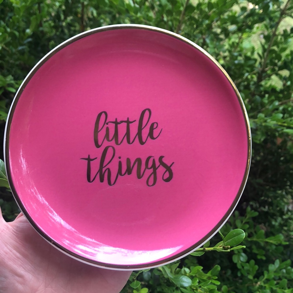 Side table dish